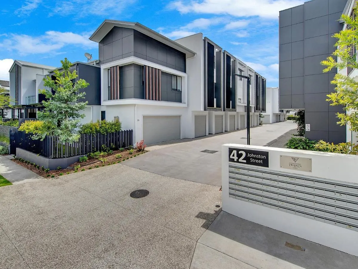 J24B - Bulimba Home From Home Brisbane Apartment